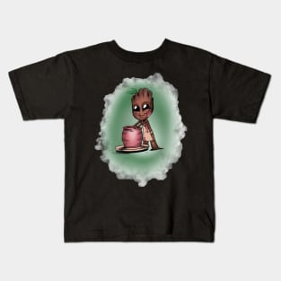 Treeman sculptor Kids T-Shirt